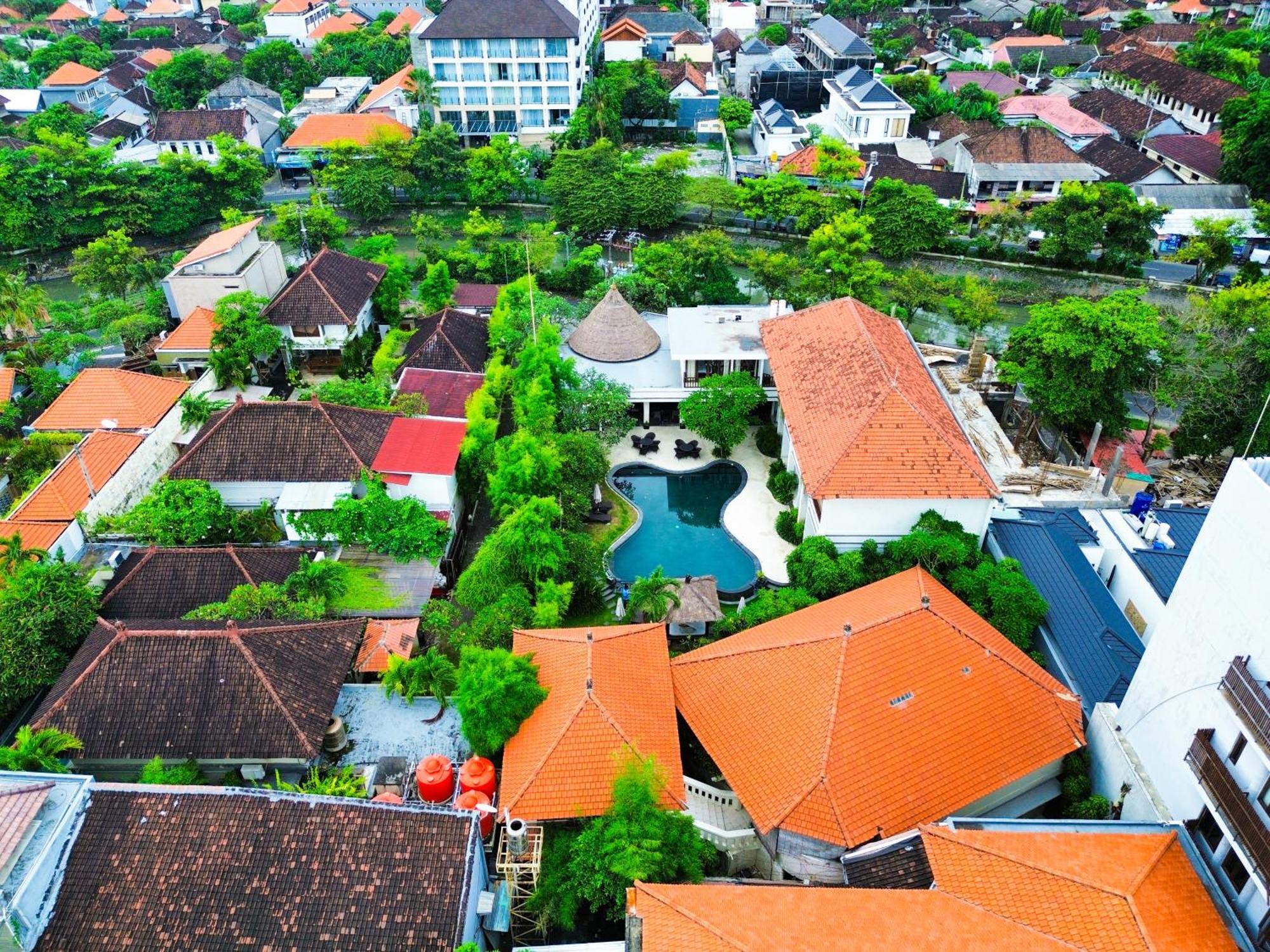 Villa Diana Bali 16 Bedrooms Seminyak Buitenkant foto