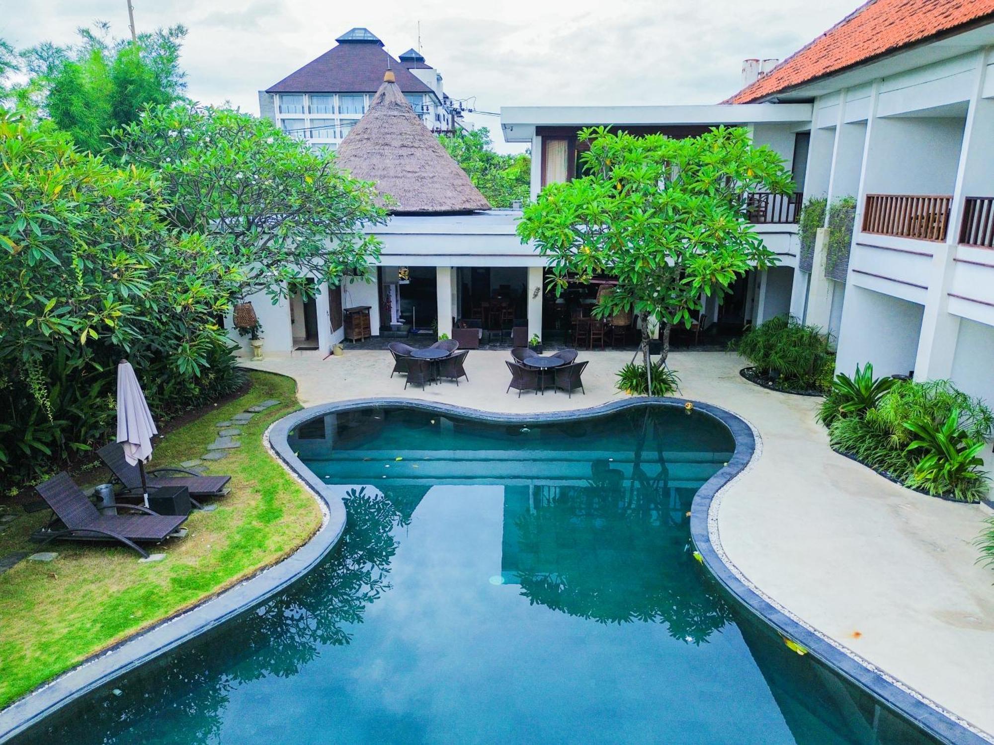 Villa Diana Bali 16 Bedrooms Seminyak Buitenkant foto