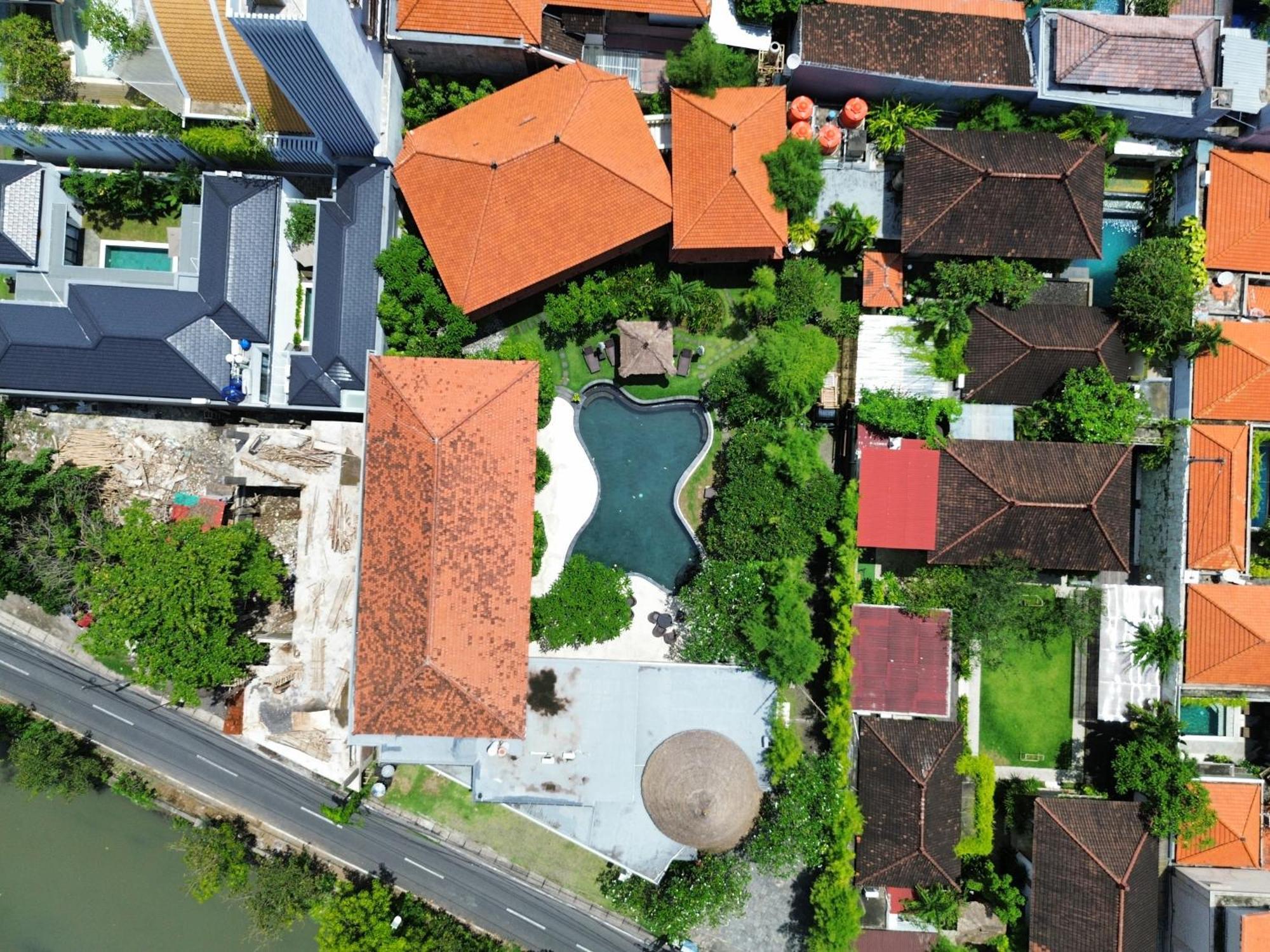 Villa Diana Bali 16 Bedrooms Seminyak Buitenkant foto