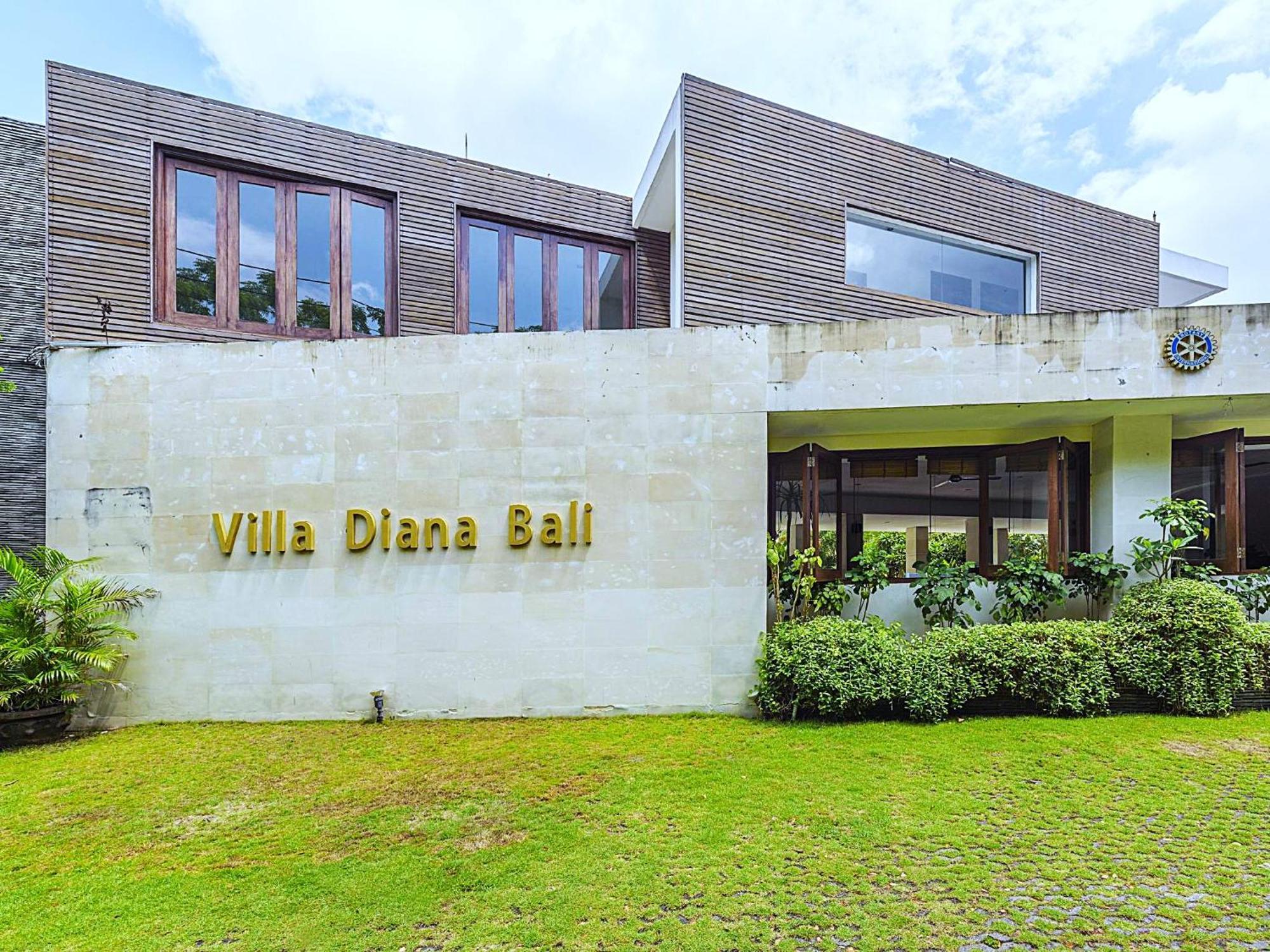 Villa Diana Bali 16 Bedrooms Seminyak Buitenkant foto